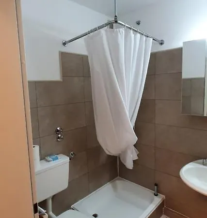 Waldhotel Achtermannstor ブラウンラーゲ