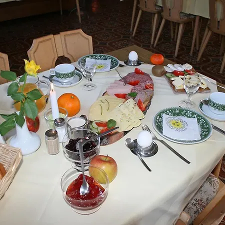 Отель Waldhotel Achtermannstor 3*