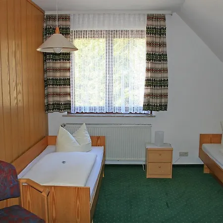 Waldhotel Achtermannstor ブラウンラーゲ